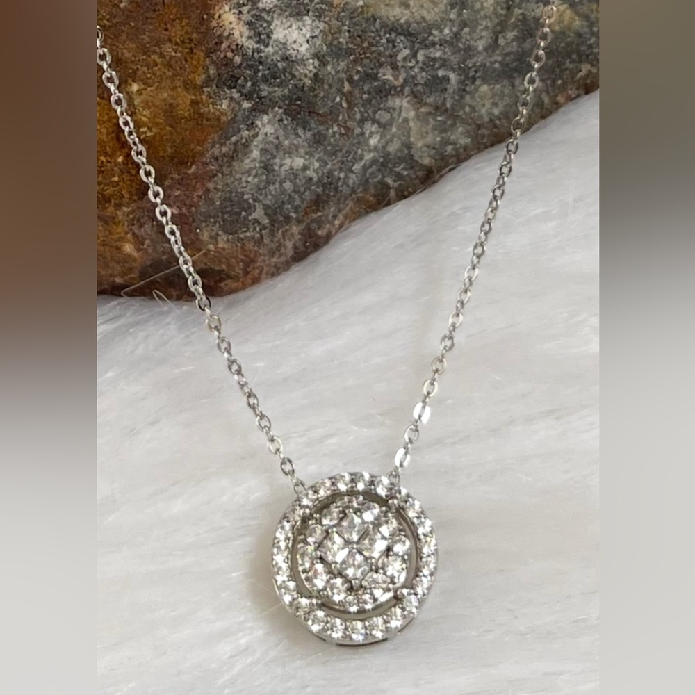 .925 Sterling  Silver Round Cluster CZ Necklace 17”